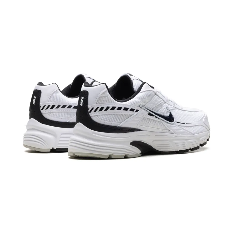 Nike Initiator “White/Black” (394055-100)