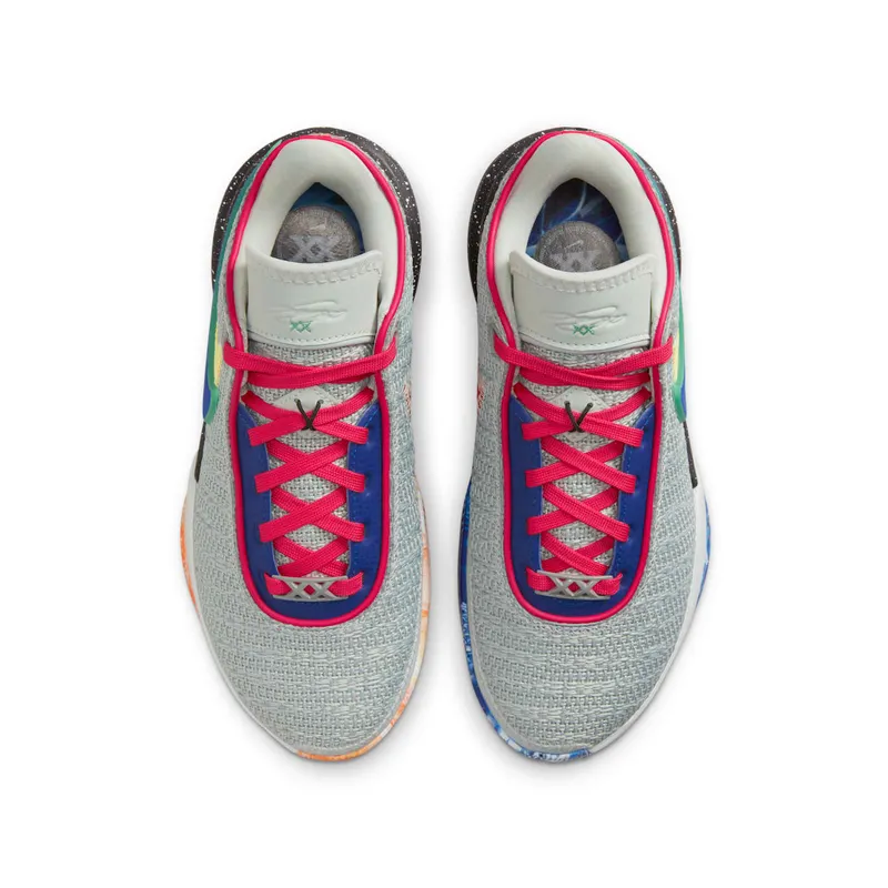Nike LeBron 20 Nike Lifer (DQ8651-002)