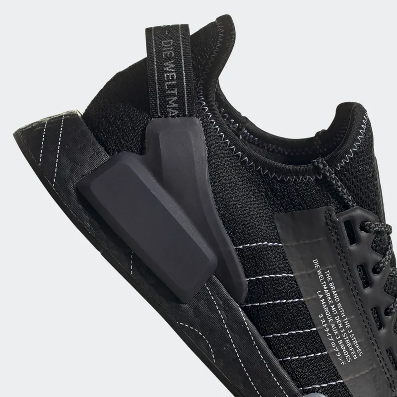 adidas NMD_R1 V2 Core Black / Cloud White / Grey One (GX0540)
