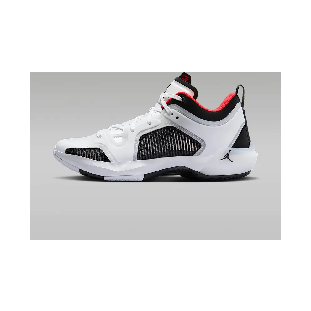 Air Jordan 37 Low “Siren Red” (DQ4122-100)
