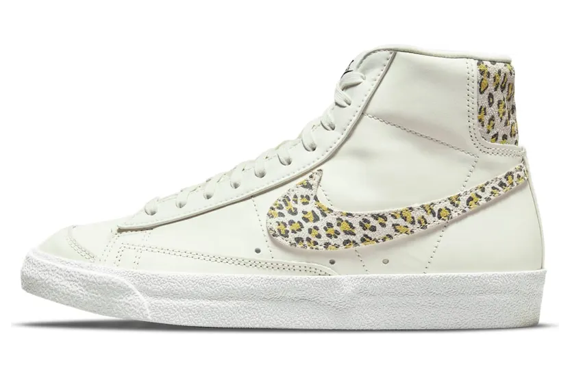 Nike Blazer Mid DH9633-100
