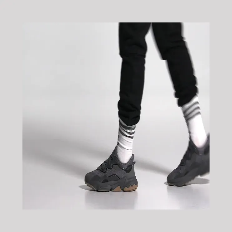 adidas-ozweego GX1832