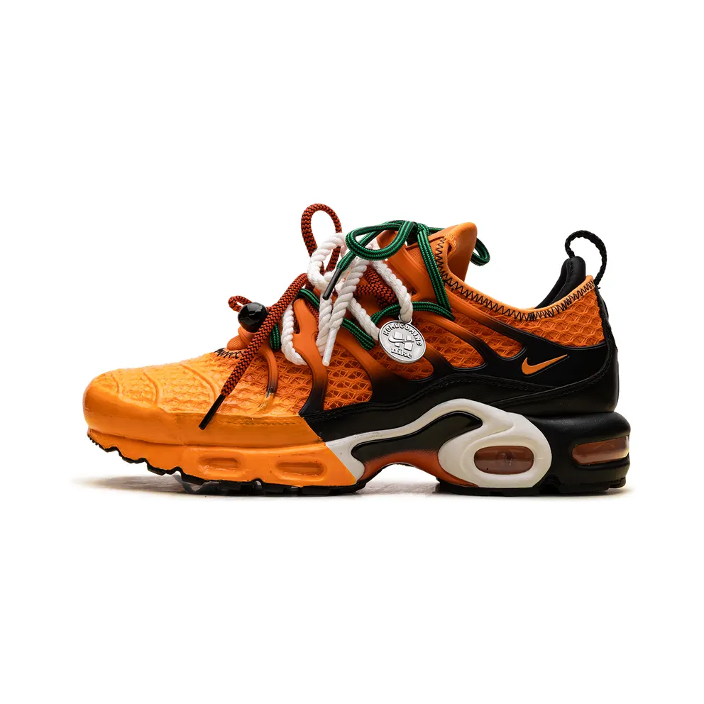 Nike Air Max Plus “Homecoming Safety Orange” (IM4960-800)