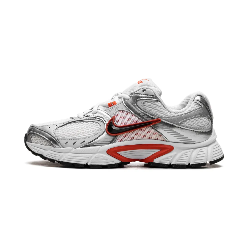 Nike V5 RNR “White Picante Red Vast Grey Black” (HQ7901-100)