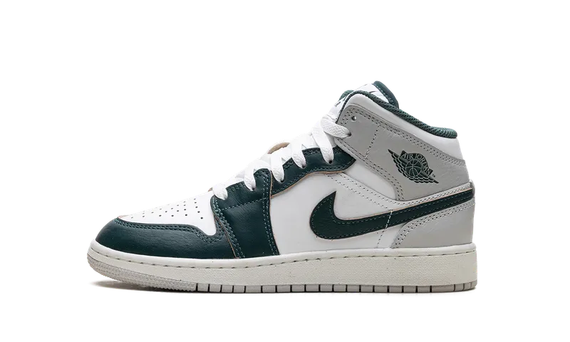Jordan 1 Mid SE GS “Oxidized Green” (FQ8088-103)