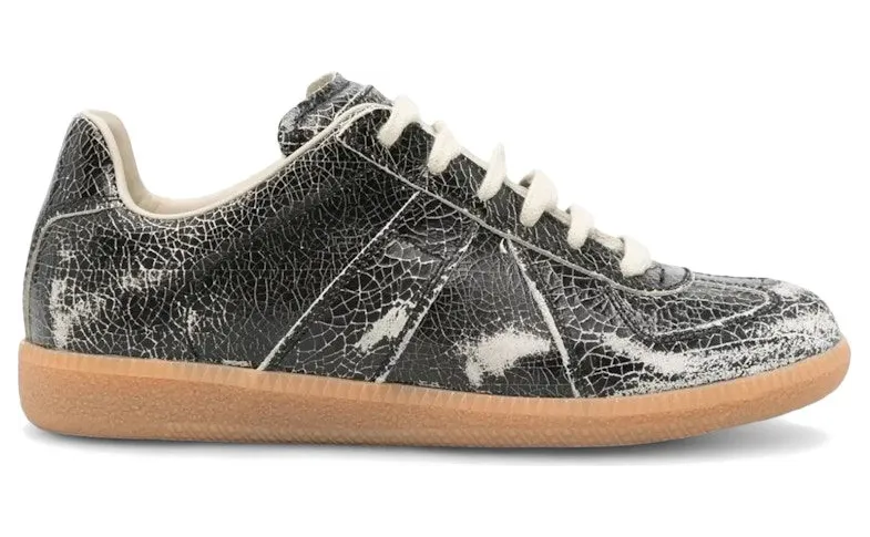 Maison Margiela Replica Black White Distressed (S58WS0270 P7424 H8328)