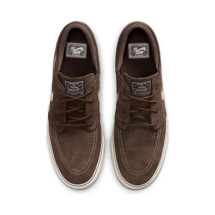 nike-zoom FD6757-200