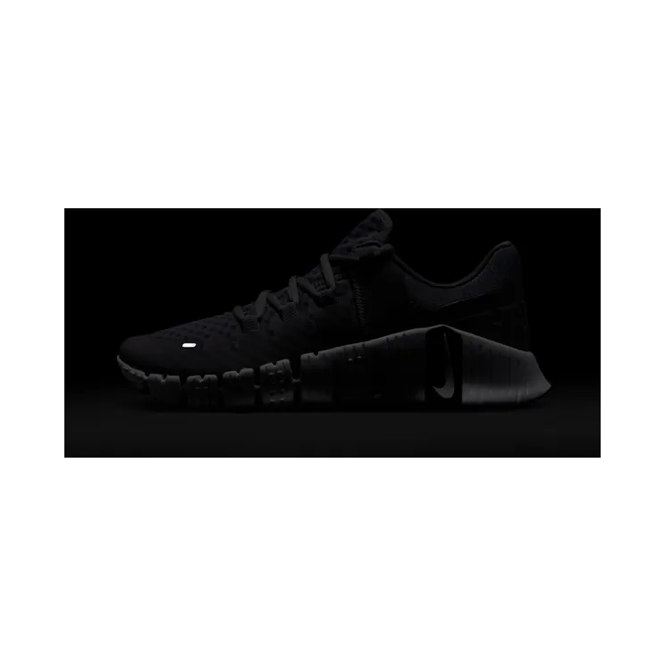 nike-free FN6616-001