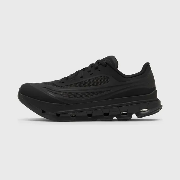 On Running Cloudflow Black (3WF30440761)