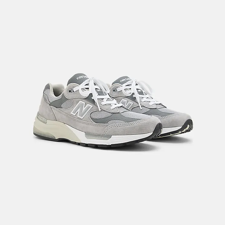 New Balance 992 “Made in USA – Grey Silver Metallic” (U992GY)
