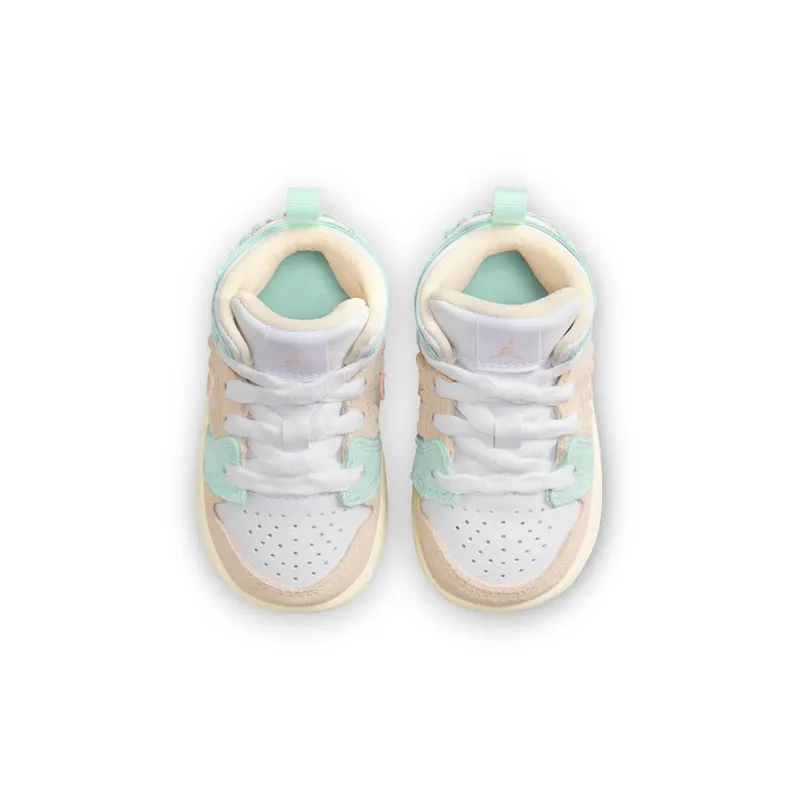 Jordan 1 Mid SE Scalloped Edge Jade Ice (DZ5360-100)