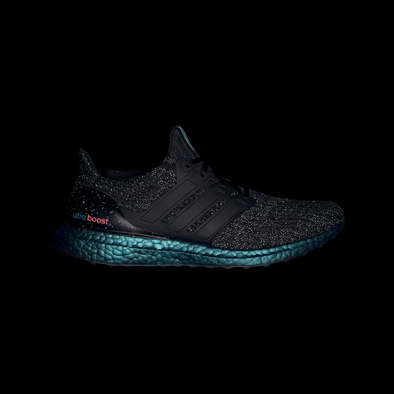 adidas Ultraboost Core Black / Core Black / Green Zest (FY7079)