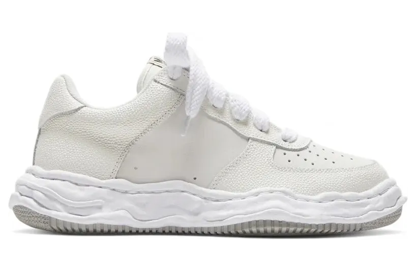 Maison Mihara Yasuhiro Wayne OG Sole Embossed Leather Low White (A11FW712-WHITE)
