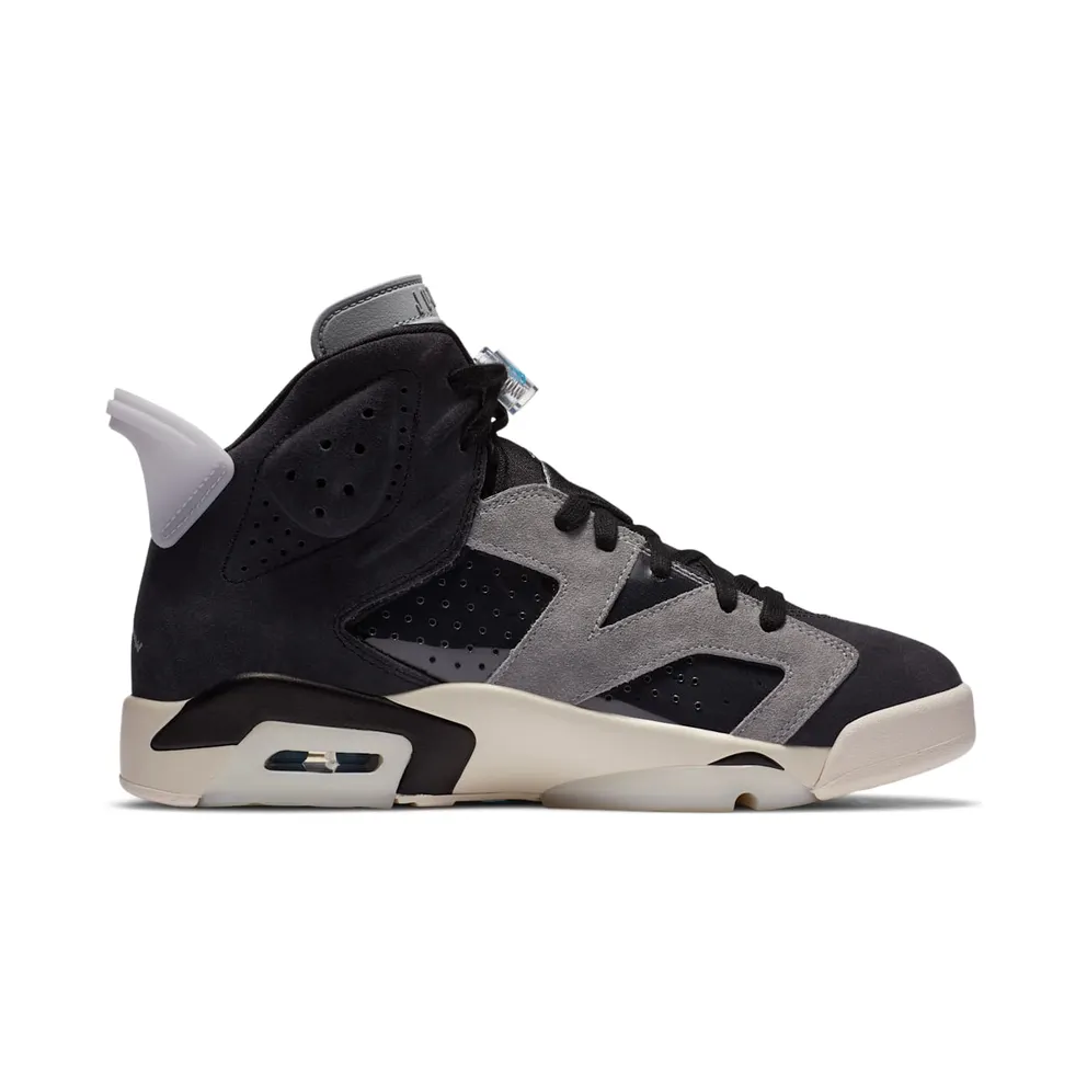Jordan 6 Retro Tech Chrome (W) Black/Light Smoke Grey-Sail-Chrome (CK6635-001)