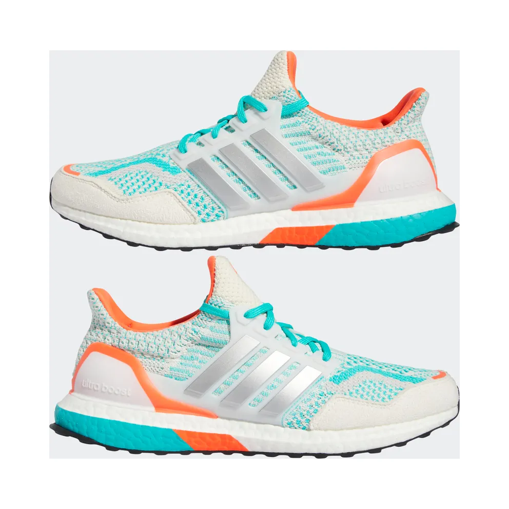 adidas Ultraboost 5 DNA Chalk White / Silver Metallic / Mint Rush (GZ0428)