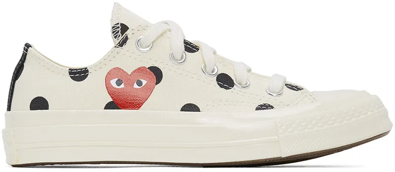 Comme des Garçons Play Black Converse Edition Polka Dot Heart Chuck 70 Low Sneakers (K114)