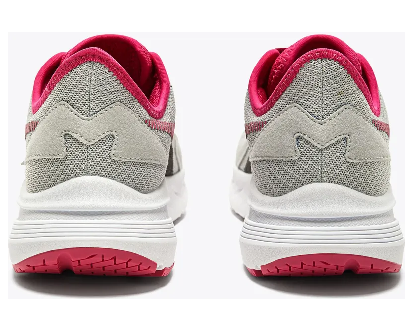 Diadora Passo – “Silver Rubine Red” (101.179548_D0500)