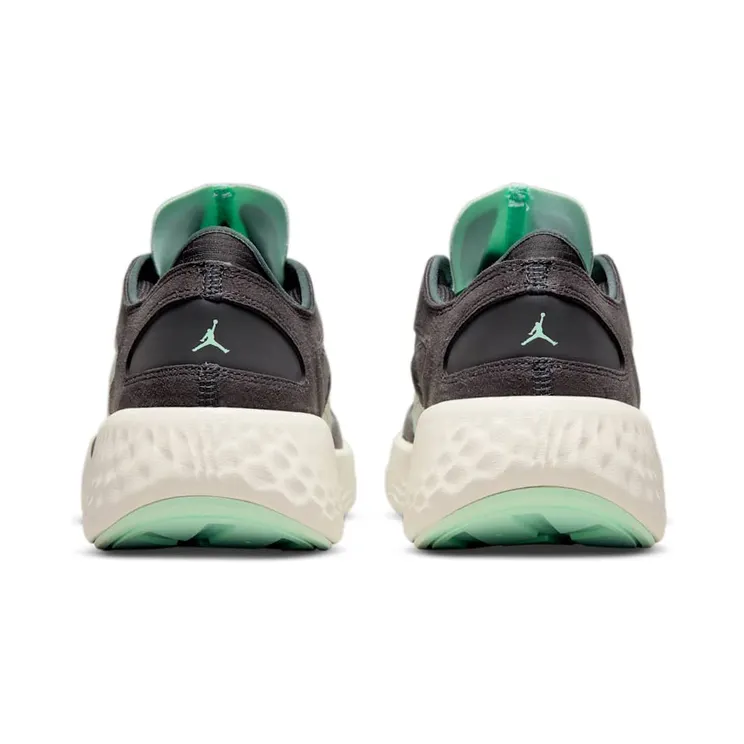 air-jordan-delta DN2647-003