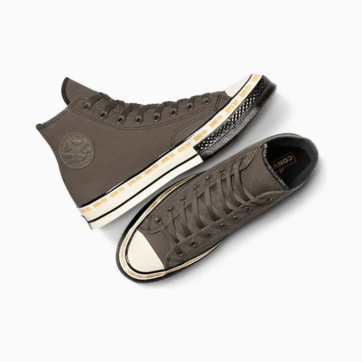 converse-chuck-taylor-all-star A09484C