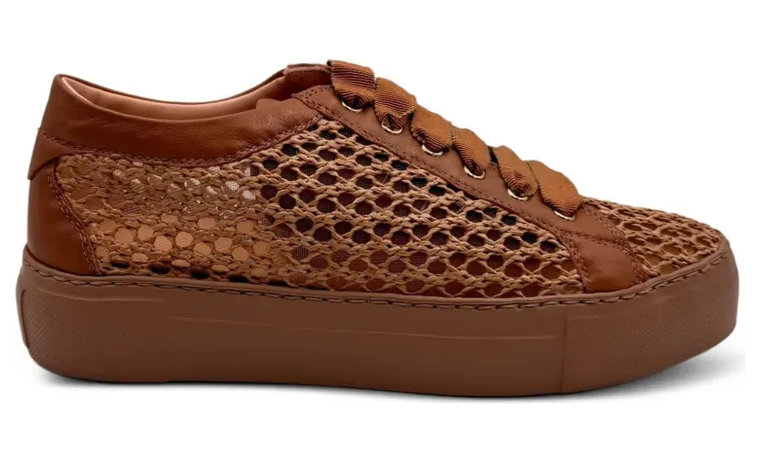 AGL Sneakers met mesh vlak en leren afwerking – Beige (D925223PGK7907G459)