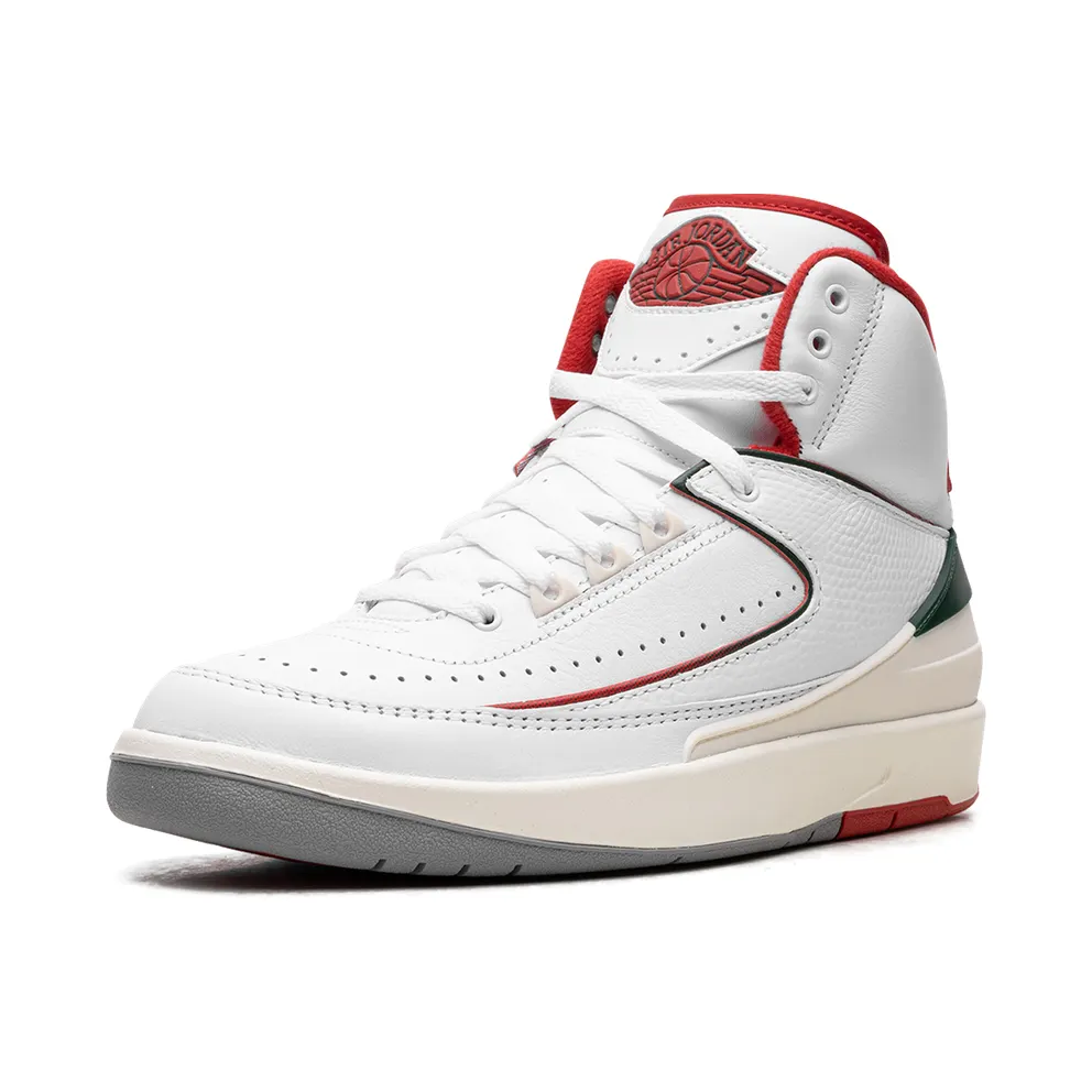 Air Jordan 2 GS “Fire Red” (DQ8562-101)