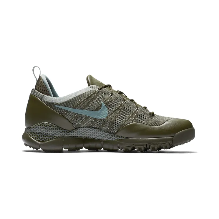 nike-flyknit 882685-300