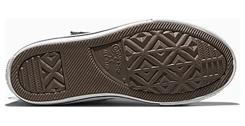 converse-chuck-taylor-all-star A15844C