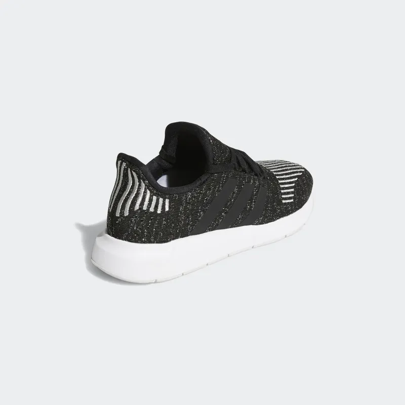 adidas Swift Run Core Black (W) Core Black/Silver Metallic/Cloud White (EG7984)