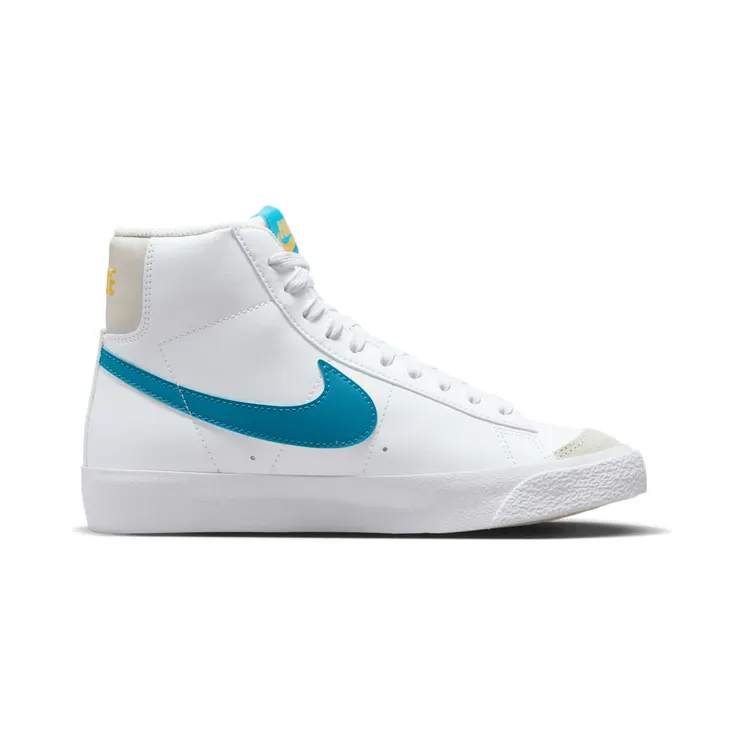 nike-blazer DA4086-107