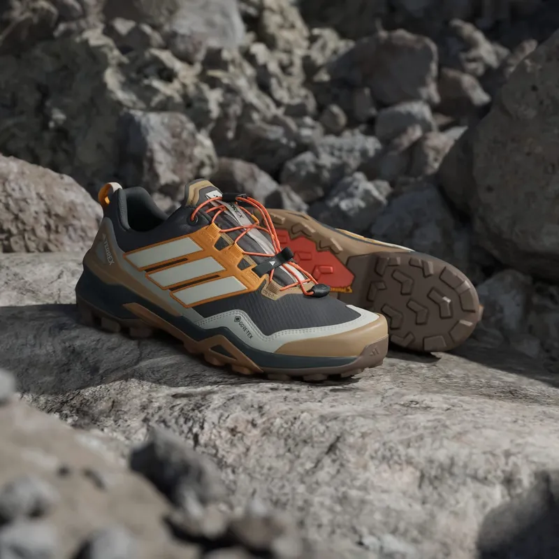 Adidas Terrex Skychaser GORE-TEX Hiking Carbon / Off White / Pure Tangerine (JR3987)