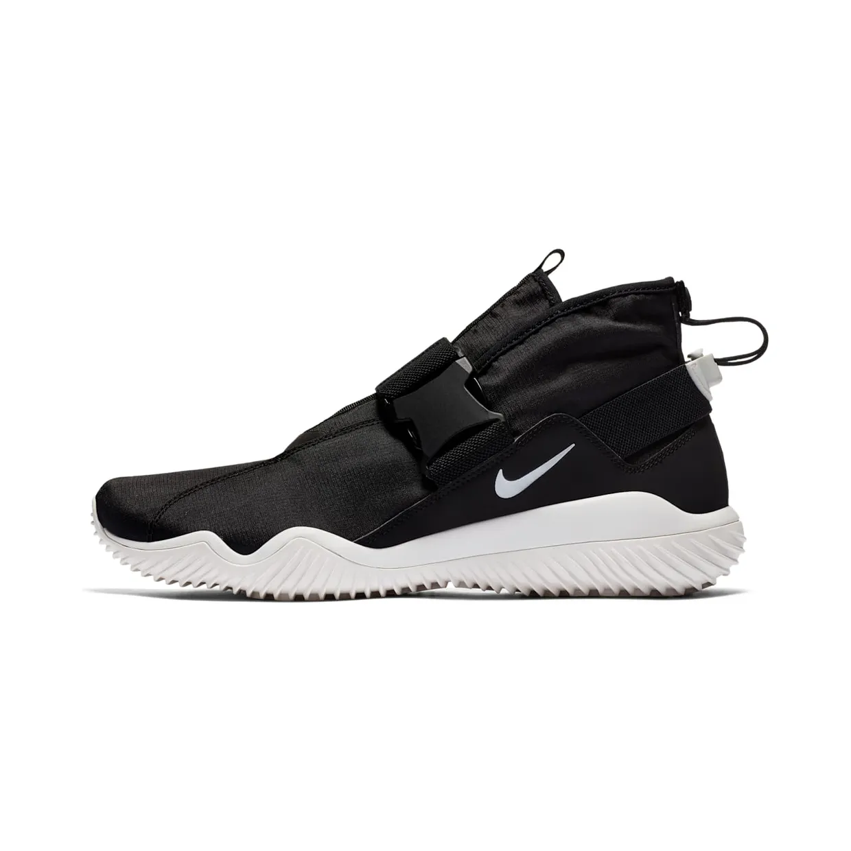 nike-komyuter AQ8131-001