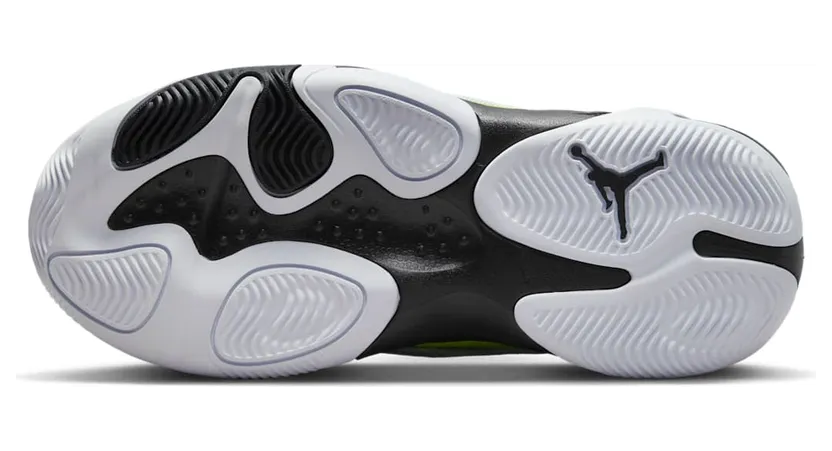 air-jordan-max-aura DV3175-017