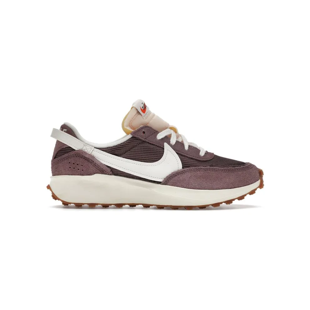 Nike Waffle Debut Vintage Plum Eclipse Sail Coconut Milk (DX2931-200)
