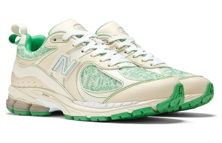 new-balance-2002r M2002RGC