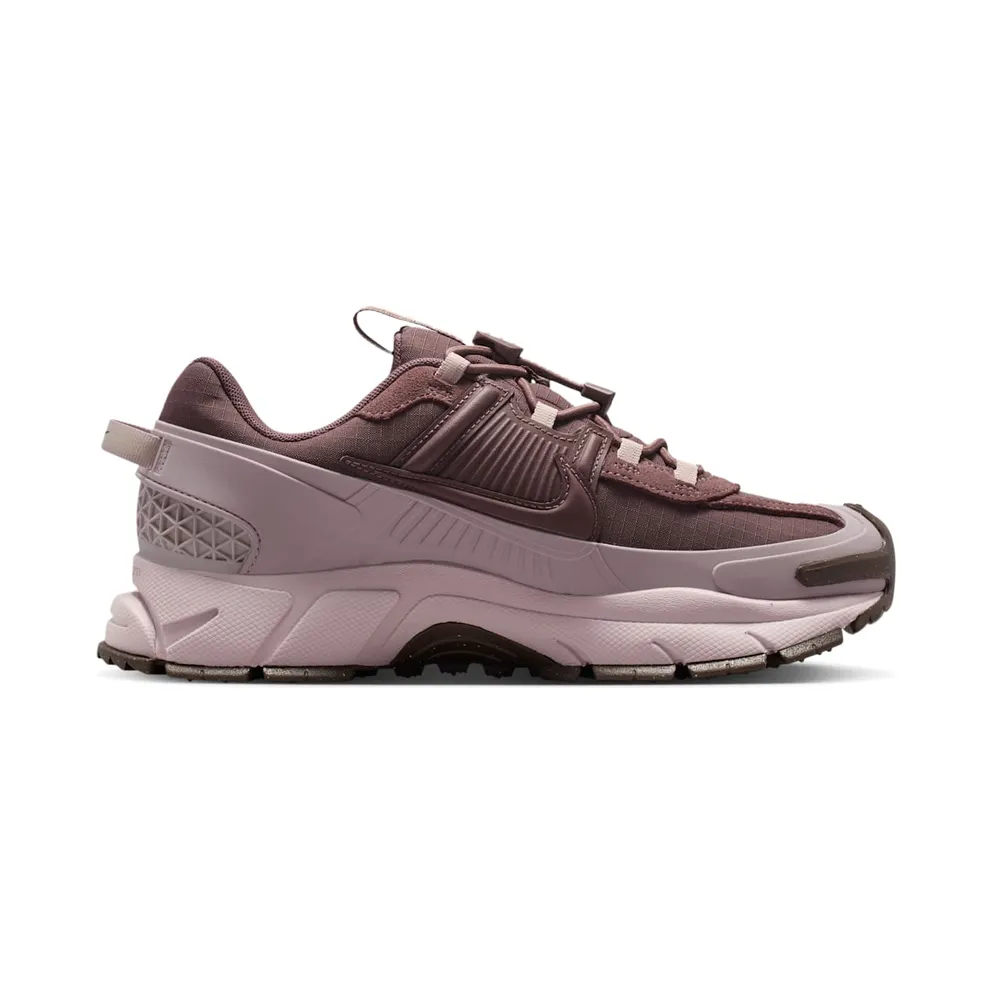 Nike Zoom Vomero 5 Roam “Particle Rose” (HQ2181-501)