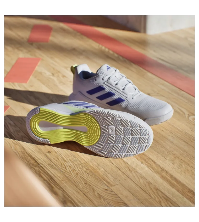 adidas-novaflight KJ9635