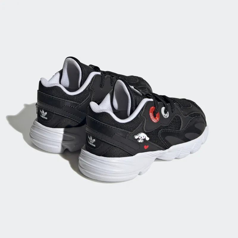 Adidas Astir Core Black / Cloud White / Vivid Red (HQ1560)
