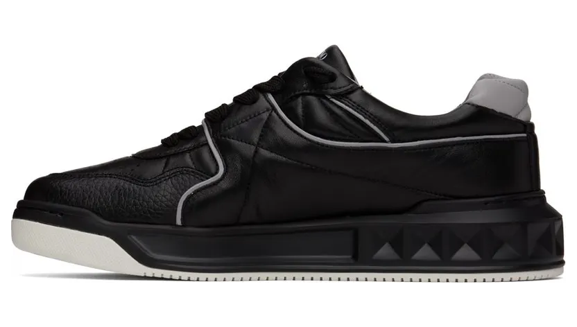 Valentino Garavani Black One Stud Low-Top 00A NERO-PASTEL GREY (1Y0S0E71NWN) (3)