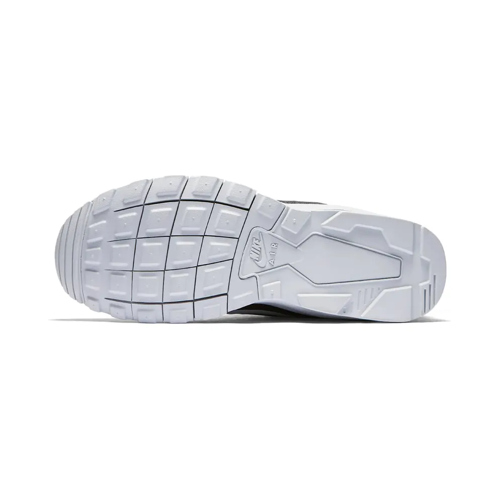 Nike Air Max Motion Racer “Black / Pure Platinum” (916771-004)