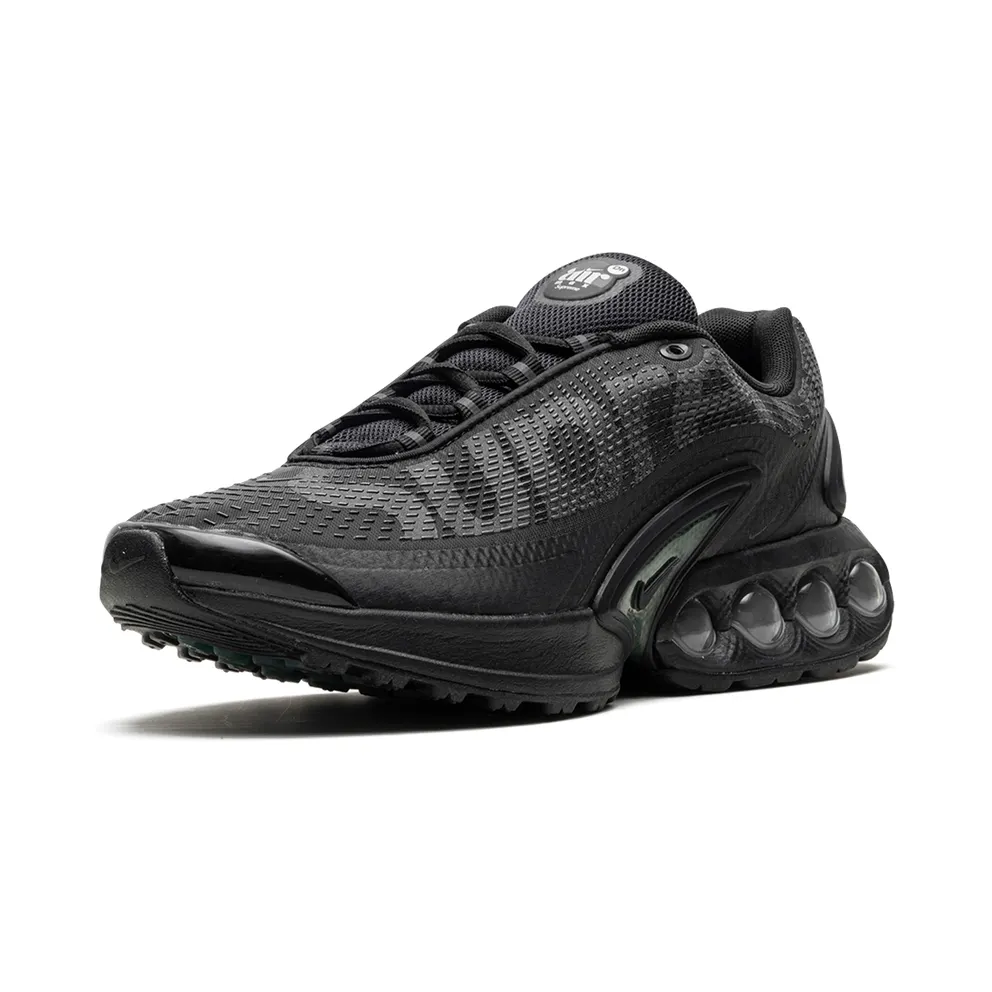 Nike Air Max Dn “Supreme – Black” (FZ4044-001)