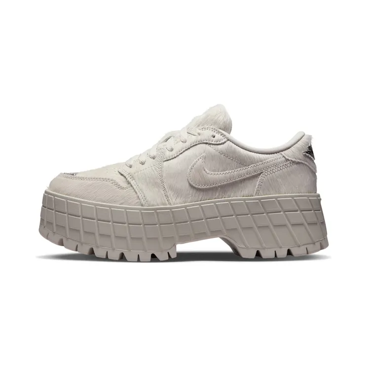 Jordan 1 Low Brooklyn “Light Bone / Metallic Silver” (IB7210-001)