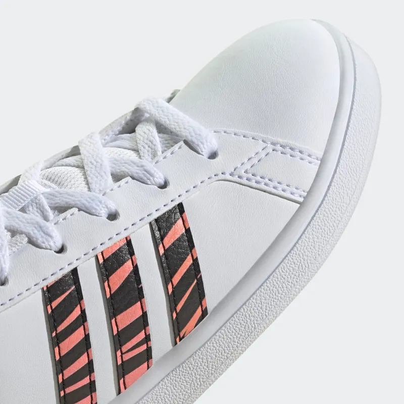 Adidas Grand Court Tiger-Print Cloud White / Core Black / Acid Red (GZ1067)