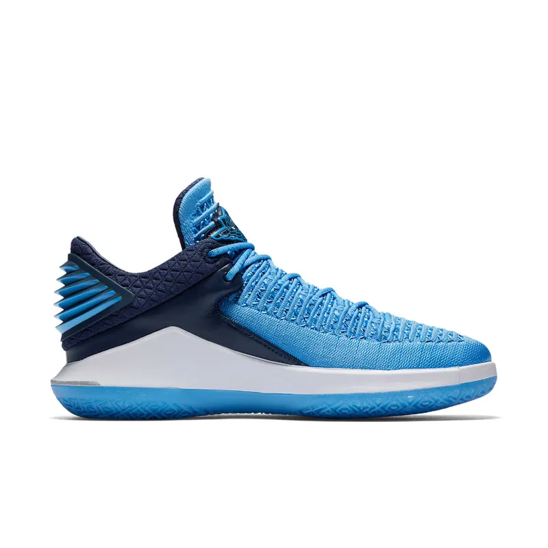 Jordan XXXII Low UNC Win Like 82 University Blue/Metallic Silver-Black-White (AA1256-401)