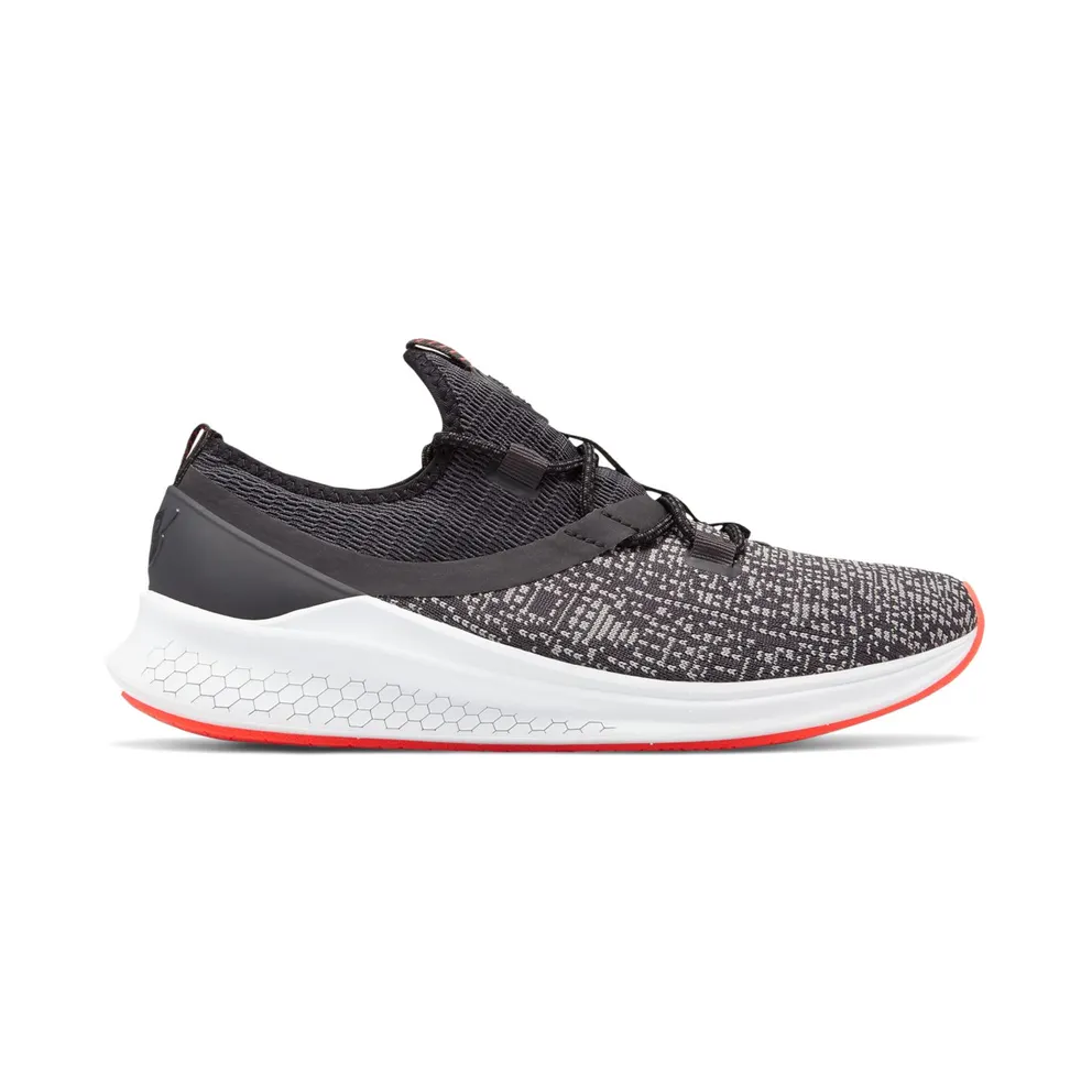 New Balance Lazr Shoes “Black White” (WLAZRMT)