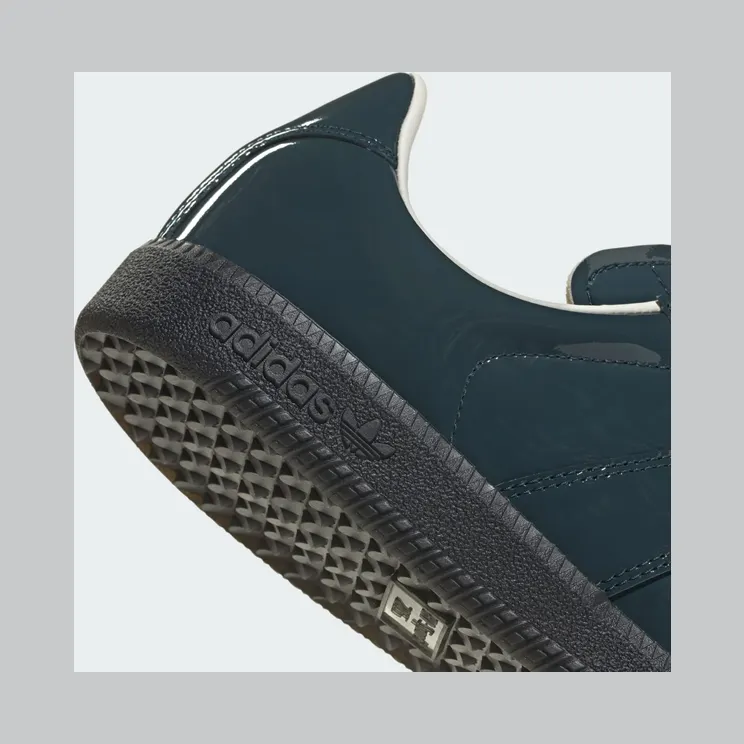 adidas-bw HQ9233