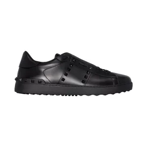Valentino Garavani Rockstud Untitled Triple Black (YS0931YEK)