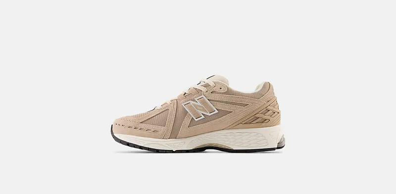New Balance 1906R “MINDFUL GREY/MOONBEAM/SILVER METALLIC” (M1906RW)
