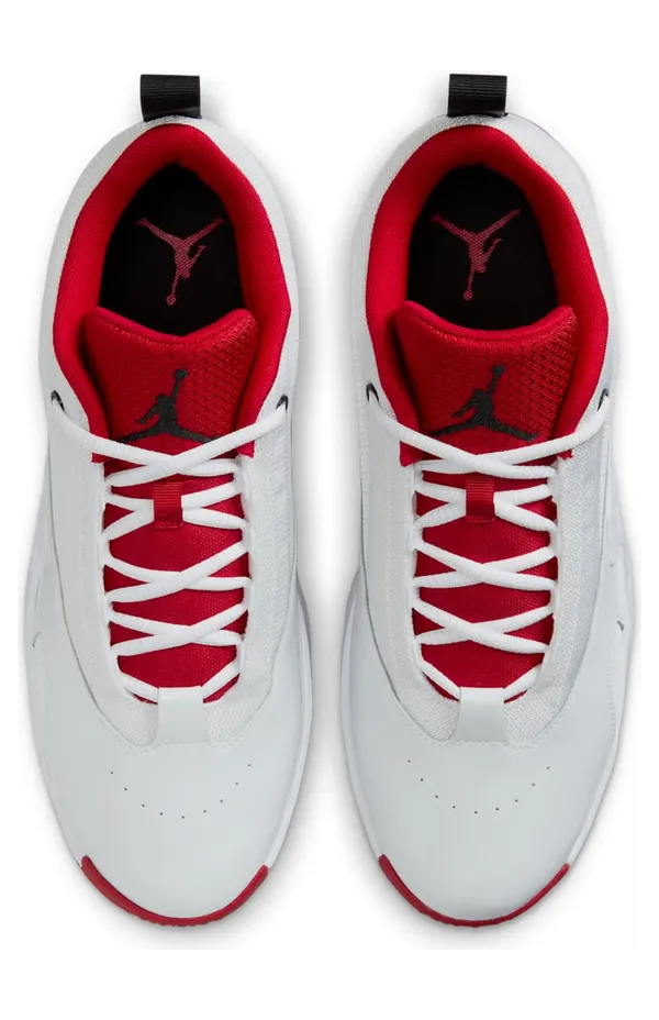 air-jordan-max-aura FQ8298-106