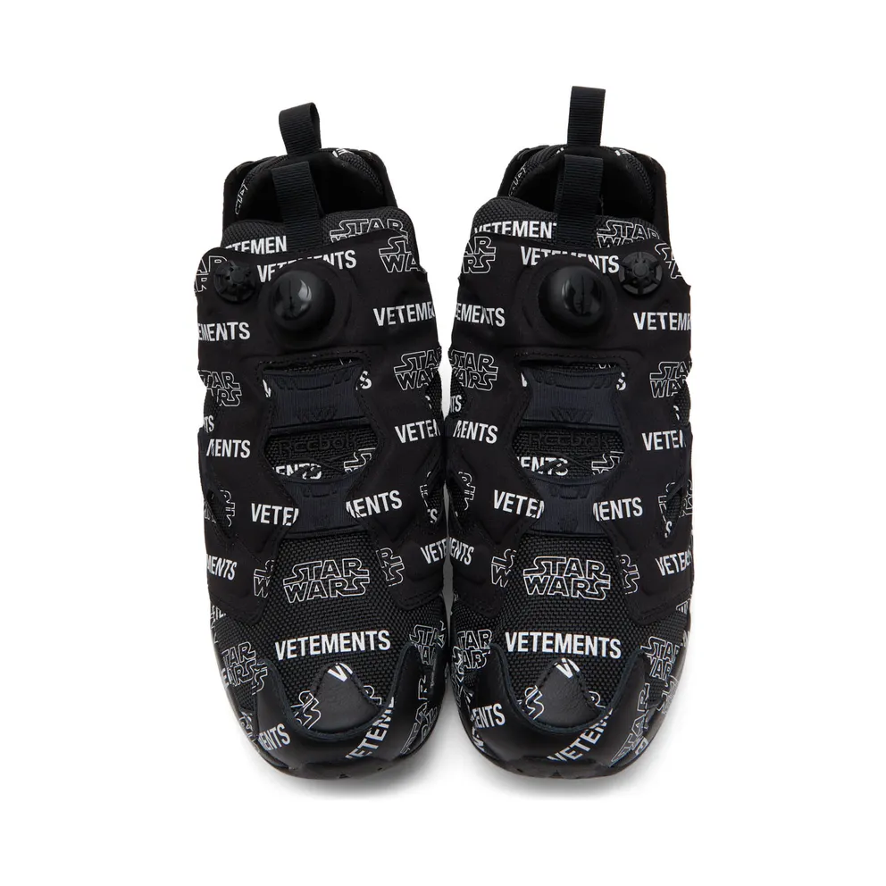 VETEMENTS Black Reebok Edition STAR WARS Instapump Fury (UE52SN100B)