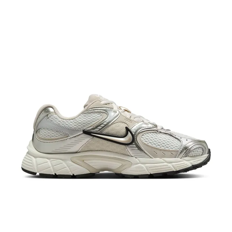 Nike V5 RNR “Light Orewood Brown” (HQ7901-104)
